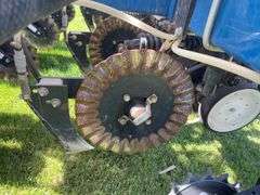 2016 Kinze Interplant 3000 planter