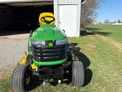 John Deere X730 Lawn Mower -