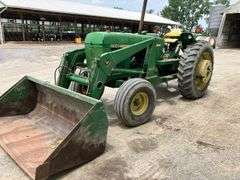 2840 John Deere w/ 148 Loader