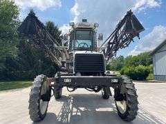 Willmar 765 self propelled sprayer 80ft boom
