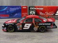 Bill Elliott #9 Dodge/Muhammad Ali 2001 Intrepid R/T Stock Car, 1/24, Limited Edition, Action