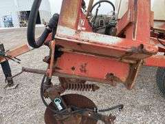 Clark 11 row 28% nitrogen applicator