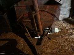 Case Helix Feed Cart