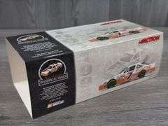 Alan Kulwicki #7 Hooters 1993 Ford Thunderbird Stock Car, 1/24, Limited Edition, 1 Of 6010, Historical Series, Action
