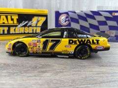 Matt Kenseth #17 Dewalt Tools 1999 Monte Carlo Stock Car Bank, 1/24, Limited Edition, 1 Of 2508, Action