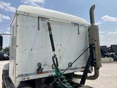 2005 Mack CXN613 Semi