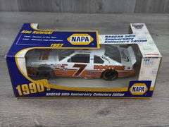Alan Kulwicki #7 Hooters 1990’s Ford Thunderbird Stock Car, 1/24, NASCAR 50th Anniversary Collectors Edition, Action