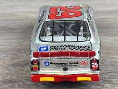 Kevin Harvick #29 GM Goodwrench Service Plus Looney Tunes 2001 Monte Carlo Stock Car, 1/24, Limited Edition, Action