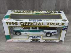 1995 Chevrolet Crew Cab Dually Brickyard 400 Official Truck Bank, 1/24, Dale Earnhardt Winner, Limited Edition Of 5000, Certificate Of Authenticity, Brookfield Collectors Guild