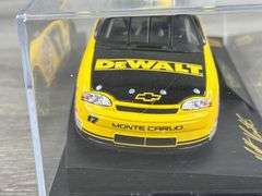 Matt Kenseth #17 Dewalt 1999 Monte Carlo Stock Car, 1/24, #6/3508,  Certificate Of Authenticity, Revell Collection