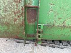 John Deere 7ft bucket