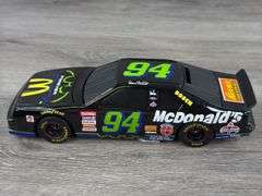 Bill Elliott #94 McDonald’s/Batman Forever Thunderbat Ford Stock Car Bank, 1/24, 1995 Limited Edition, Action