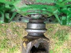 Kuhn Knight 8118 Spreader