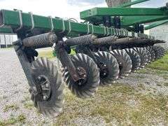 Great Plains 1500 solid stand Grain Drill