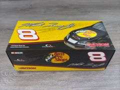 Martin Truex Jr. #8 Bass Pro Shops 2005 Monte Carlo Stock Car, 1/24, Limited Edition, 1 Of 552, GM Dealers, Action