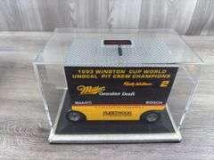 Rusty Wallace #2 Pit Wagon, 1/16, 1995 Limited Edition, 1 Of 2508, Action