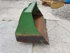 John Deere 7ft bucket