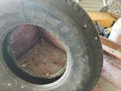 ONYX 11R22.5 Tire