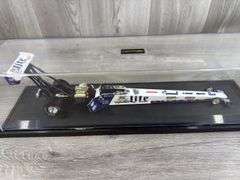 Larry Dixon Miller Lite 1997 Top Fuel Dragster, 1/24, Limited Edition, 1 Of 10,000, Action