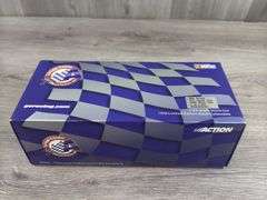 Matt Kenseth #17 Dewalt Tools 1999 Monte Carlo Stock Car, 1/24, Limited Edition, 1 Of 4008, Action
