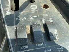 Willmar 765 self propelled sprayer 80ft boom
