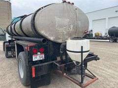 Fruehauf Stainless fertilizer tank