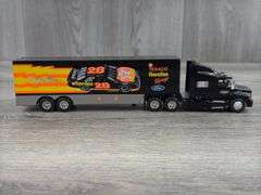 Davey Allison #28 Havoline Ford Aeromax Racing Team Transporter Bank, 1/64, Limited Edition, #410/5000, Racing Champions, Passenger Side Mirror Is Bent
