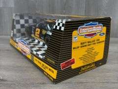 Rusty Wallace #2 Miller Genuine Draft 1995 Ford Thunderbird Stock Car, 1/18, #2646/5000, American Muscle, Ertl Collectibles