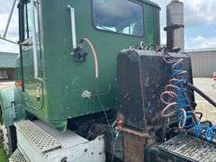 1992 Navistar International 9400 6x4 w/ Wet Kit