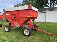Turnco 225-4 Hopper Wagon