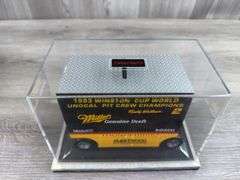 Rusty Wallace #2 Pit Wagon, 1/16, 1995 Limited Edition, 1 Of 2508, Action