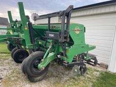 Great Plains 1500 solid stand Grain Drill