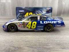 Jimmie Johnson #48 Lowe’s 2005 Monte Carlo Stock Car, 1/24, Limited Edition, 1 Of 4248, Action