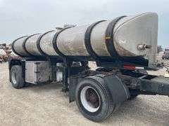 Fruehauf Stainless fertilizer tank