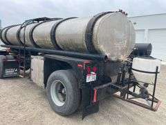 Fruehauf Stainless fertilizer tank