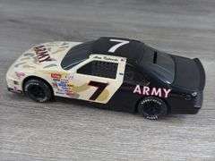 Alan Kulwicki #7 Desert Storm Army Ford Thunderbird Stock Car Bank, 1/24, 1994 Limited Edition, 1 Of 5000, Racing Champions