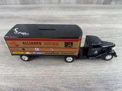 Dennis Setzer #59 Alliance Racing Team 1938 Diamond T Tractor Trailer Bank, 8 1/2” Long, Certified #1979/2508, Ertl