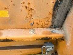 Kuhn Knight 8118 Spreader