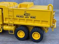 Cline-Isco Palace Gold Mine IC-245R Water Tank Truck, 1/50, Caterpillar D8 Hyster, Multiple Broken Pieces