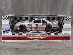 Jeff Gordon #1 Baby Ruth 1992 Thunderbird Stock Car, 1/18, Limited Edition, American Muscle, Ertl Collectibles