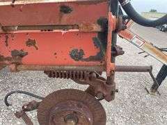Clark 11 row 28% nitrogen applicator