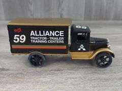 Robert Pressley #59 Alliance Racing 1931 Hawkeye Motor Truck Bank, 1/34, #92/1460, Ertl