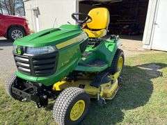 John Deere X730 Lawn Mower -