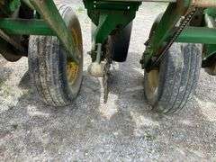 7200 John Deere Planter
