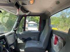 International 4300 DT466
