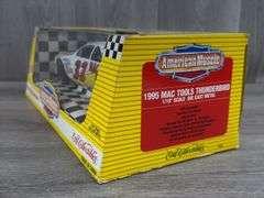 Dale Jarrett #32 MAC Tools 1995 Thunderbird Stock Car, 1/18, Collector’s Edition, 1 Of 5500, American Muscle, Ertl Collectibles