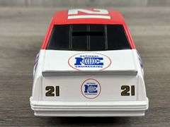 Neil Bonnett #21 Hodgdon Ford Stock Car Bank, 1/24, Limited Edition, 1 Of 5004, Racing Collectables Action Platinum Series