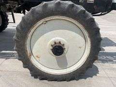 Willmar 765 self propelled sprayer 80ft boom