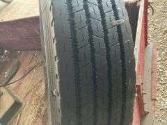 ONYX 11R22.5 Tire