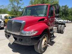 International 4300 DT466